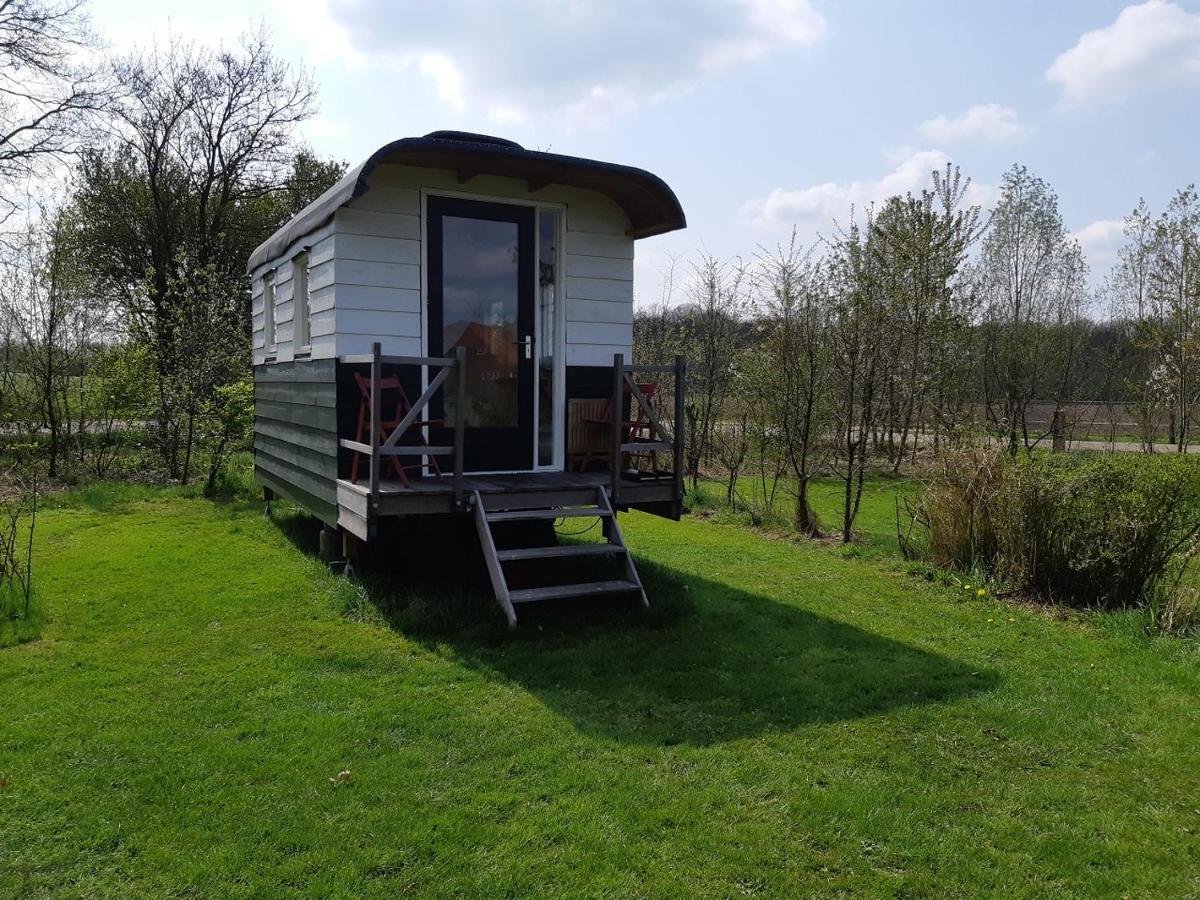B&B Pipowagen "Het Wellnesst" Op Wellness Camping En B&B Stoltenborg Meddo エクステリア 写真